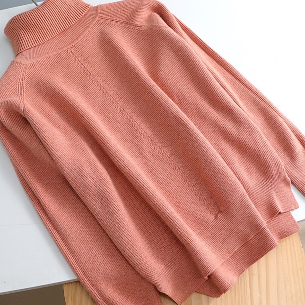 Turtleneck Winter Sweater - Picture 5 of 8
